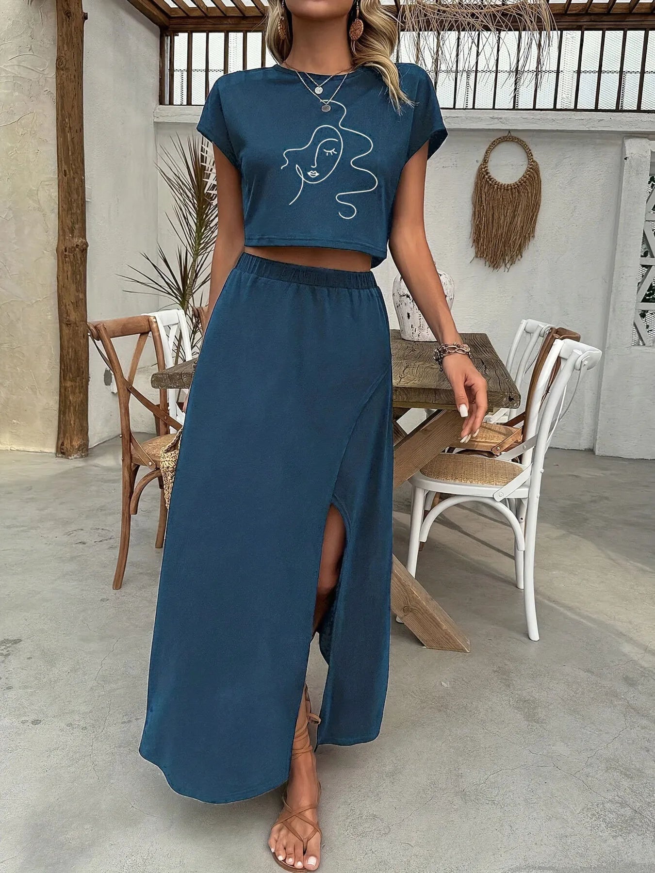 Women's Round Neck Short Sleeve Top Skirt Set