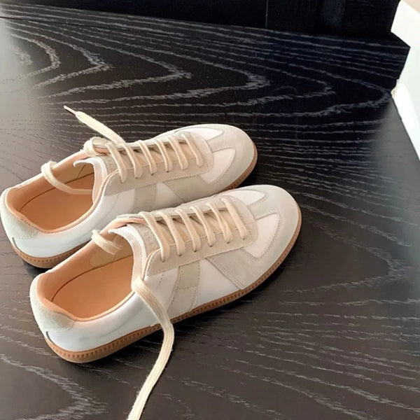 Women's Contrast Round Toe Flat Casual Sneakers